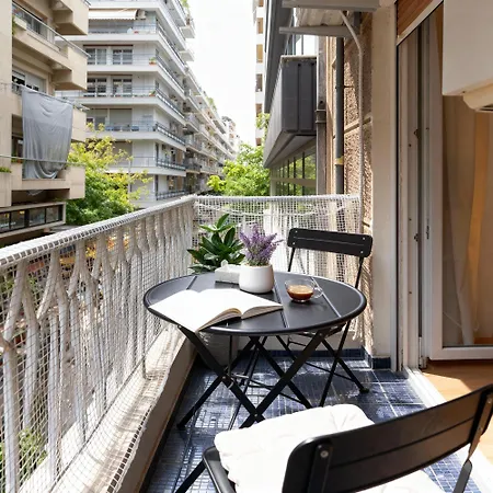 Maison Koromila - Boutique By The Sea *